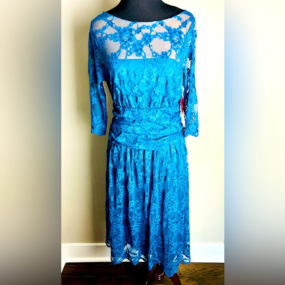 NWT Kiyonna brand turquoise lace dress